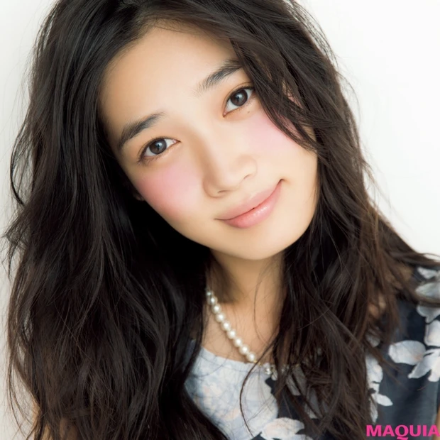 イヴルルド遙華のクリスマスまでに彼ができるメイク【花星人のKEYはガーリ…