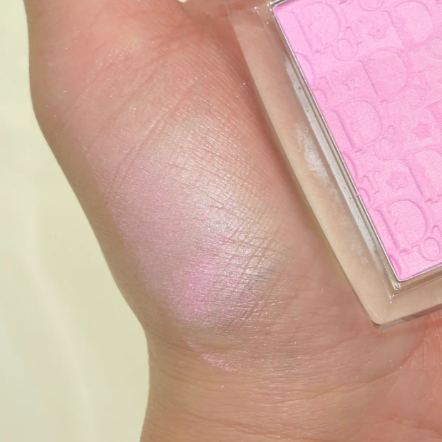 Dior ディオール クリスマスコフレ 2025 バックステージ ロージーグロウ 810 スターリー ピンク スウォッチ