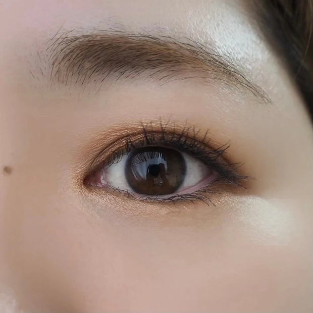 NARS(ナーズ)サマーソルスティスアイシャドウパレットを使ったメイク