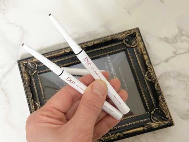 スルスル描けて落ちにくい！“ふわとろ”質感の新しいペンシルアイライナー新登場！_4