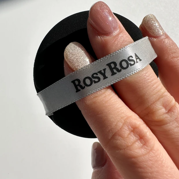 【神ツール】激バズり！全ファンデーション対応パフ、人気の秘密に迫る！ロージーローザ「マルチファンデパフ 2P」_3