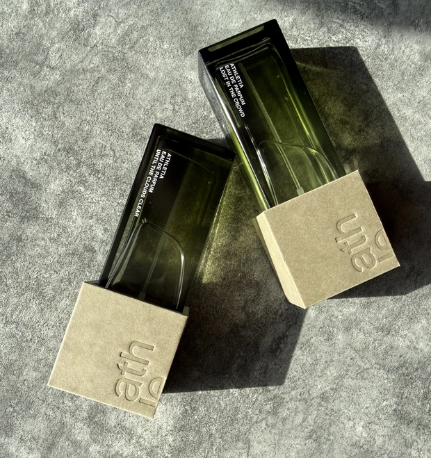 【2026おすすめ香水】アスレティア初のフレグランスはどう?オードパルファン2種をレビュー
_1