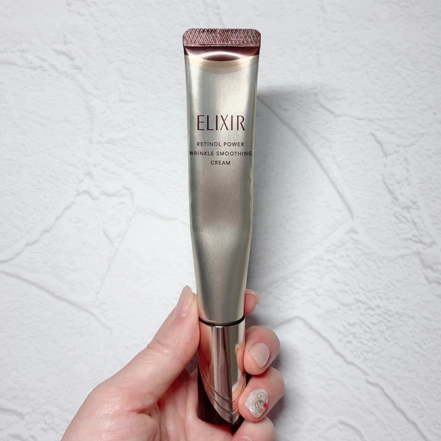 小田切ヒロが愛用する「エリクシール　レチノパワー リンクルクリーム」