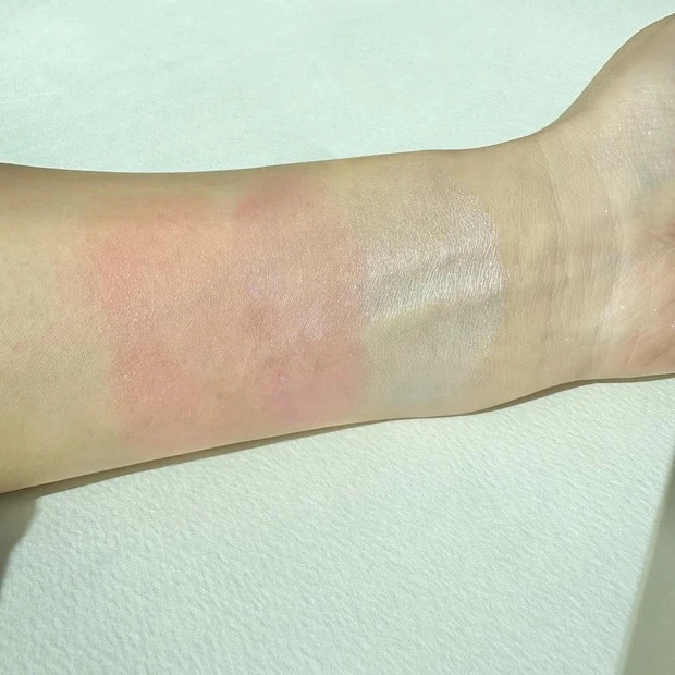 2024年夏新色チーク_アディクション チークポリッシュ L 27/28/29_塗り試し