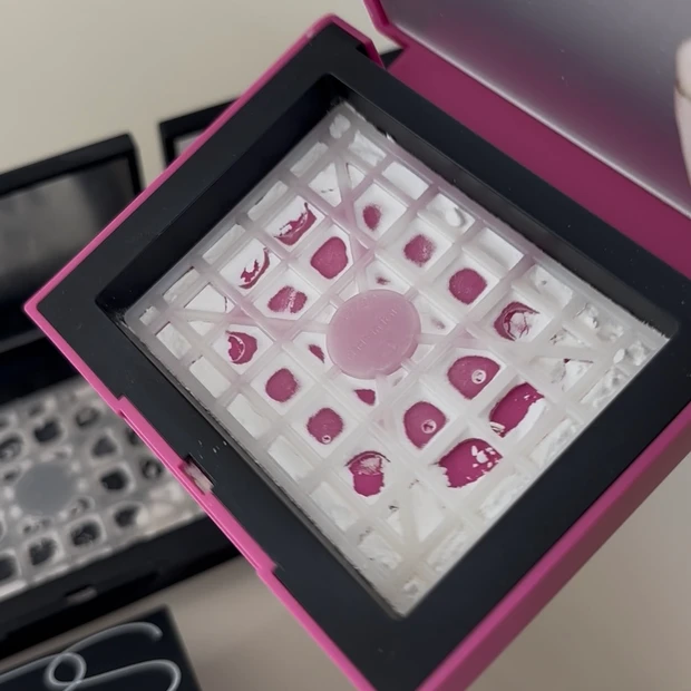 NARS【リフ粉】愛するコスメはここまで使い切る！_2