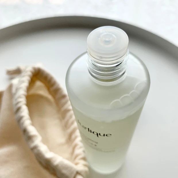 【肌が生まれ変わるような新体験】Jurlique［ジュリーク］ハイドレイティング ウォーターエッセンス ＋でうるおい続ける肌へ【サステナブル】_3