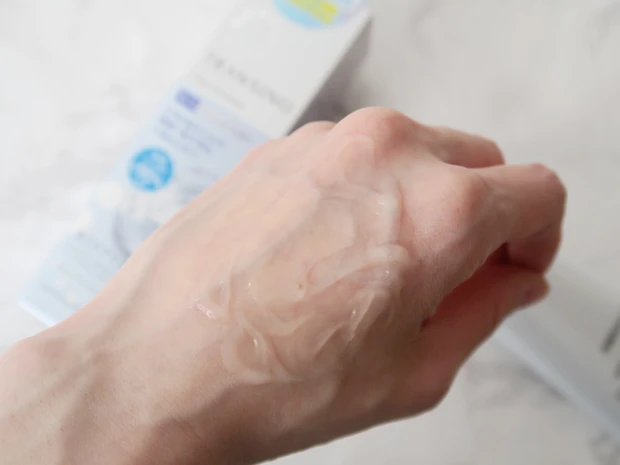 薬用ジェル状洗顔料