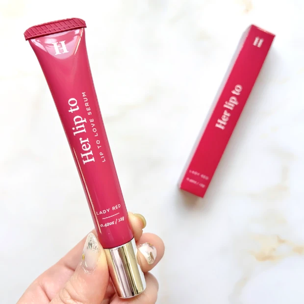 ハーリップトゥビューティ「リップトゥラブセラム」02 レディレッドのパッケージ
