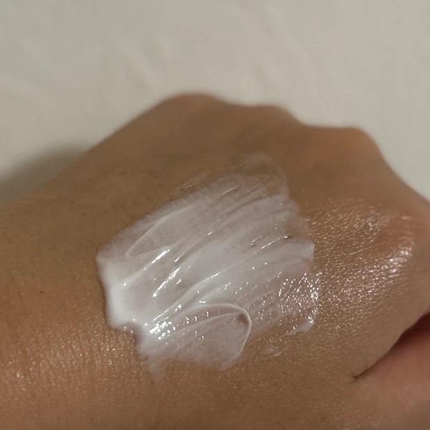 ハウスオブローゼ・ビーハニー越冬クリームを使ってみた！正直レビュー