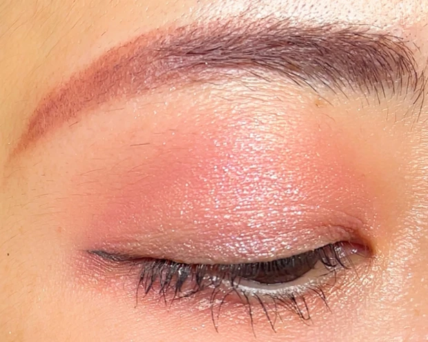 BOBBI BROWN ボビィブラウン リュクス アイシャドウ クォード グロウ ウィズ ラブ コレクション ミルキーウェイ