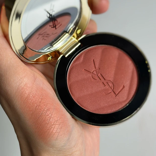 【２０２５年初買コスメ】イヴ・サンローランの新作チーク”メイクミーブラッシュパウダー”_4