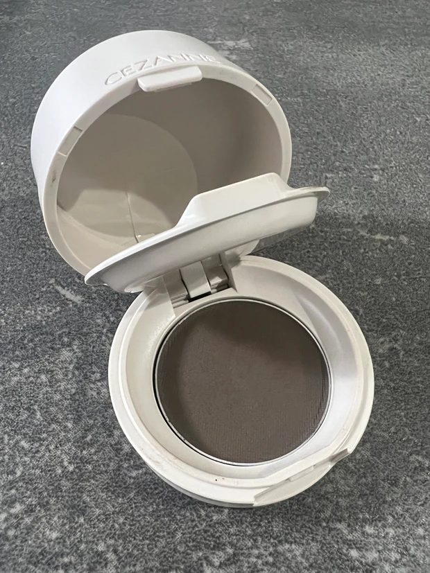 【バレずに自然！】CEZANNE(セザンヌ)"ヘアメイクパウダー"で気になる生え際隠せる！輪郭補正で小顔にも？！_3