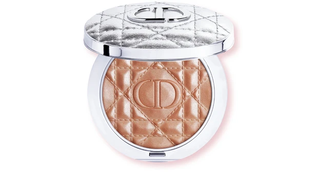 ディオールスキン フォーエヴァー グロウ ルミナイザー 02 ¥7810