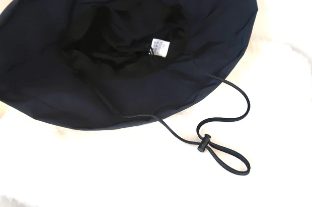 pink trick(ピンクトリック)  完全遮光ツバ広ハットのあご紐