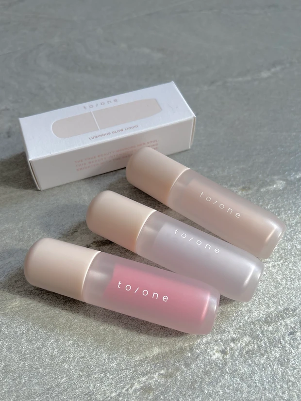 トーン ルミナス グロウ リキッド ベースメイク ハイライト チーク 2026 新作 春コスメ 全色スウォッチ イエベ ブルベ