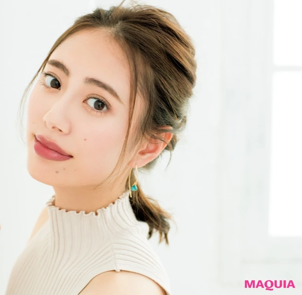 ペタンコ髪をアレンジで解決!ふんわりボリュームが出る「2段くるりんぱ」