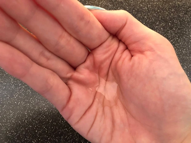 ベストコスメ77冠！圧倒的な存在感“とろぱしゃ”化粧水オルビスユーローションで乾燥・ハリ・ツヤ対策_3_2