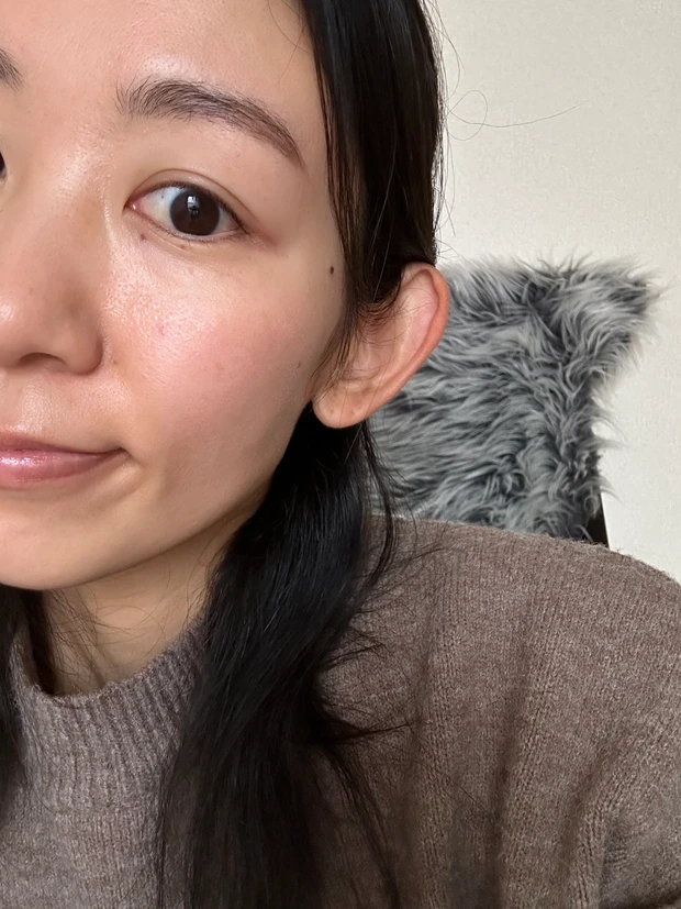 ポアレス肌　poreless primer プライマー　イニスフリー　ノーセバム ブラープライマー