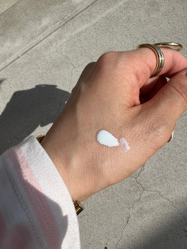 "マスクメイクの悩みを解消"ガチでテカらない！
本気でテカリたくない人におススメ！！
_3_2