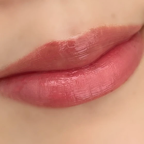 コスメデコルテ新作リップ 14G ブルベ仕上がり