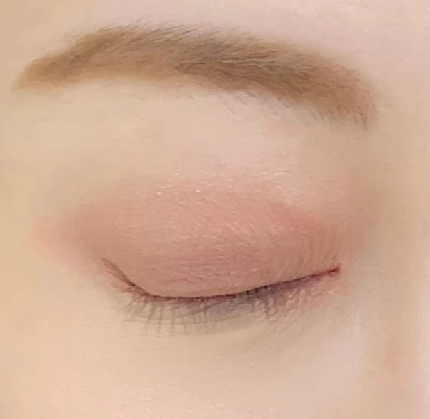 【2021夏コスメ】6月16日発売『エトヴォス』限定アイシャドウ。大人の抜け感モーヴピーチで美しい目元に。_9_1