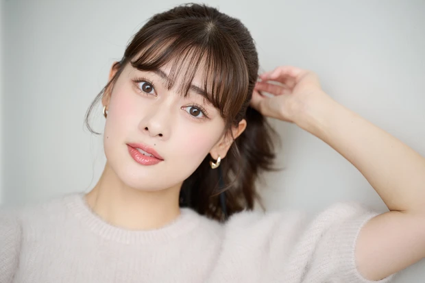 ハーリップトゥ　MARINA　メイク　ヘアスタイル
