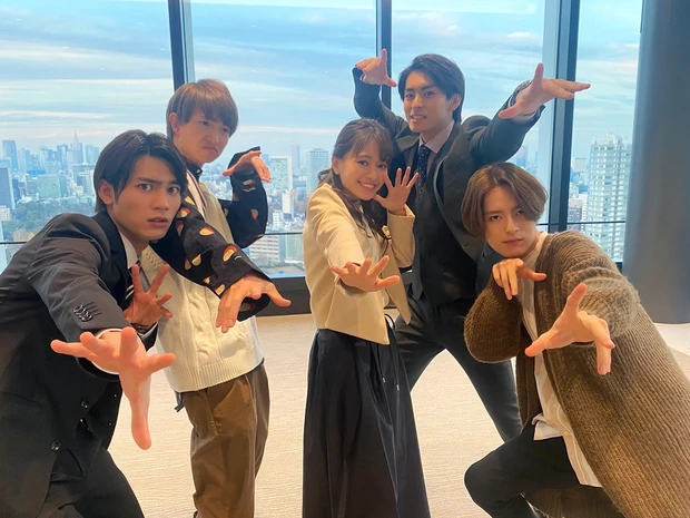 山本舞香 デキないふたり 綱啓永 塩野瑛久 板垣瑞生 高野洸 撮影合間オフショット
