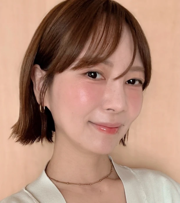 【大正解】プチプラで叶う！じゅわっと血色感＆ツヤ✨hana by hinceチークバーム_3