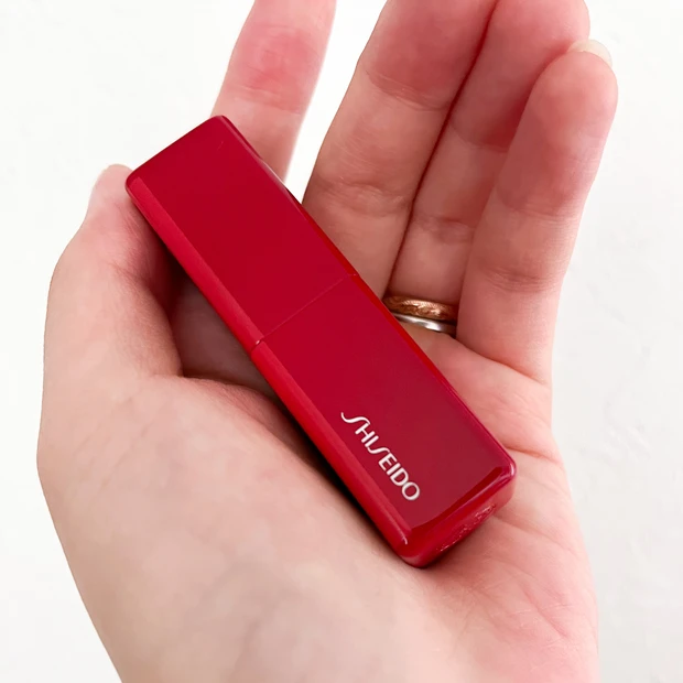 【2023年新作夏コスメおすすめリップ】小田切ヒロさんおすすめ！SHISEIDO テクノサテン ジェル リップスティック (414 Upload ) は、今夏マストバイの赤リップだった！_3_1