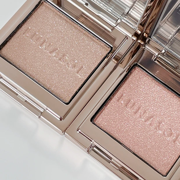 ルナソル モノアイカラーレーション 03、04