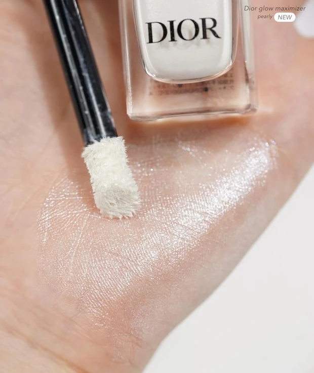 ディオール ハイライト ブルべ ディオールスキン フォーエヴァー グロウ マキシマイザー 012 パーリー