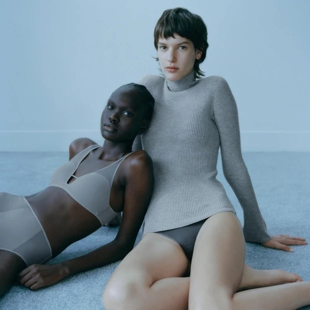 全アイテム紹介 大人気コラボ「Uniqlo and Mame Kurogouchi(ユニクロ アンド マメ クロゴウチ)」第2弾 11月26日 発売決 ニットアイテム