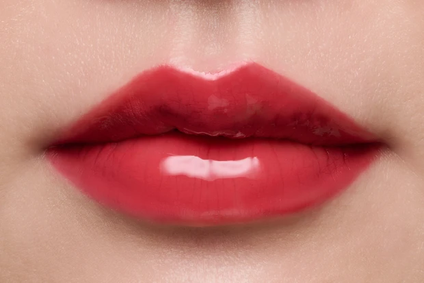 ブルベ冬　シャネル　リップ ル ルージュ デュオ ウルトラ トゥニュ　43 センシュアル ローズ　ブライト スウォッチ