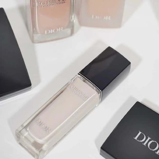 Diorのベスコスコンシーラーの新色00を追加購入。ハイライトに使って顔の立体感UP！