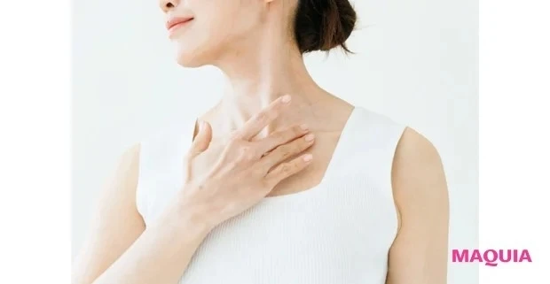 神崎 恵さんが実践するボディケア・エクササイズ_鎖骨&肩、体の“角”を磨く