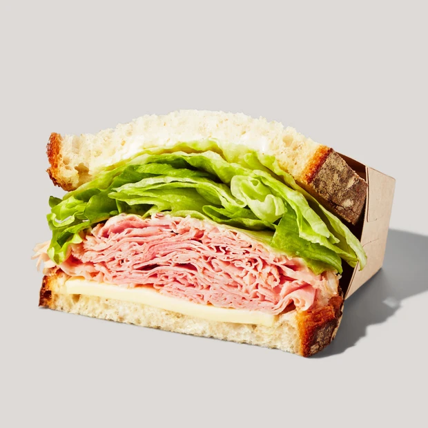 スターバックス　ハム＆チーズ 石窯カンパーニュサンド 