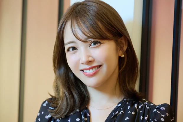 ハーリップトゥ　RISA　メイク　ヘアスタイル