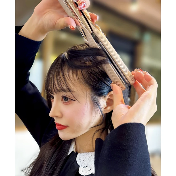 MAQUIAベスコス2025下半期 ビューティギア部門2位 ReFa リファストレート アイロン プロ+　エディターお試し ロングヘア