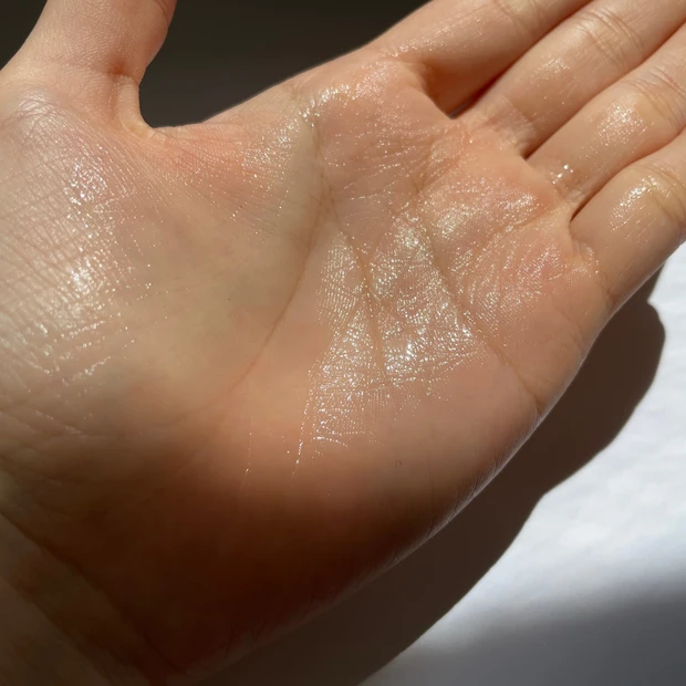 ジュリーク ハイドレイティング ウォーターエッセンス＋|実力派化粧水がリニューアルして新登場！ニキビ肌の私が使った感想_2_2