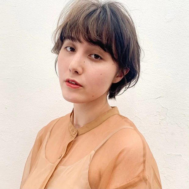 馴染ませハイライト耳掛けマッシュ アザー写真