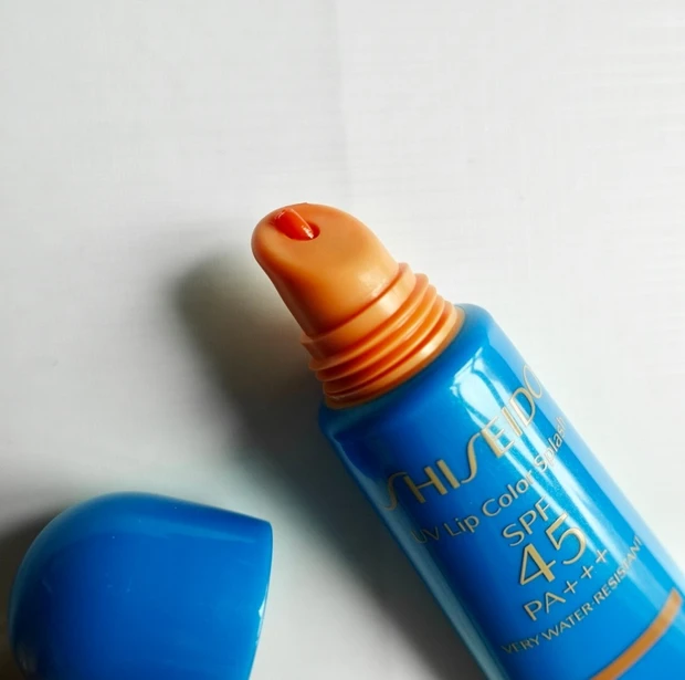 SHISEIDO UVリップカラー スプラッシュ ナイロビオレンジ