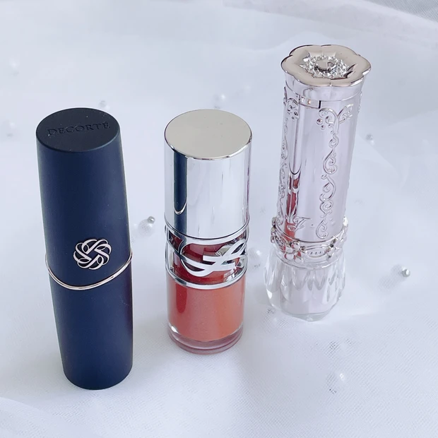 ポーチの中身 リップ 紹介