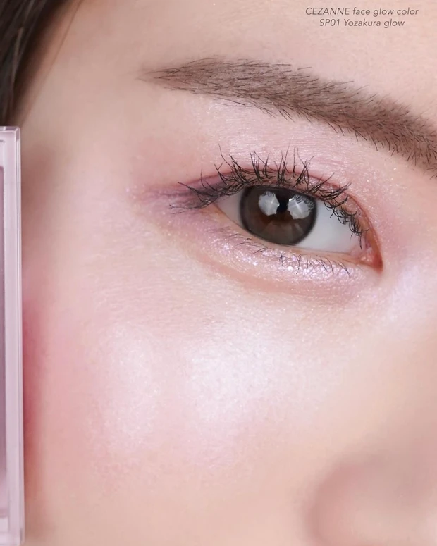 CEZANNEのフェイスグロウパウダーから新色「夜桜グロウ」が登場。ブルベの透明感ハイライトにぴったりの青みピンクがかわいすぎる！_3