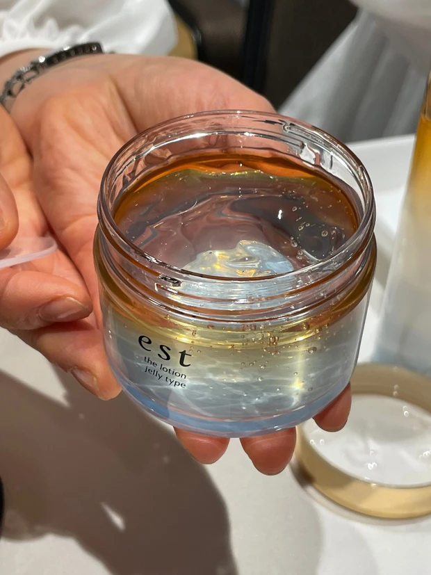 【おすすめ化粧水】肌質問わず使いやすい!《エスト ザ ローション》_2_2