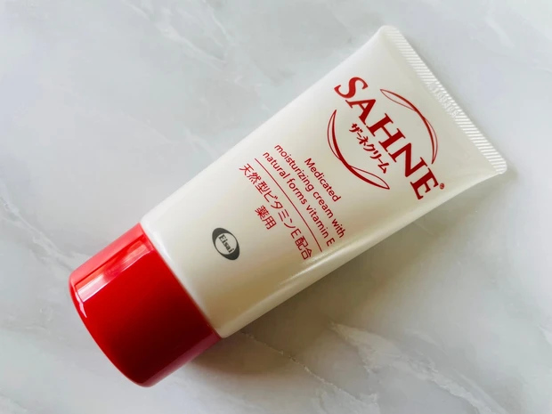 【MAQUIAインフルエンサーのオッス！推しコス】私の手放せない激推しアイテム、エーザイのザーネクリーム♡_3_2