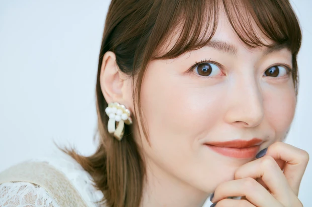 声優花澤香菜さん美肌論