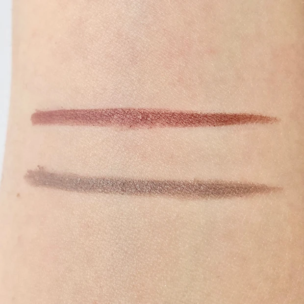 サナニューボーンカラーアイライナー