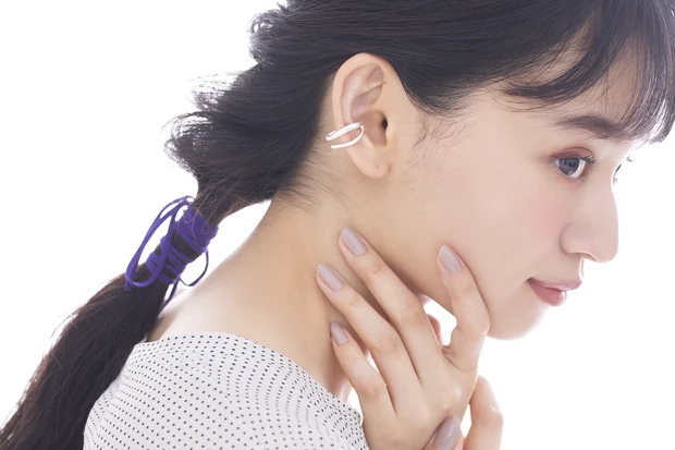 シンプルヘアにはアクセで彩りを!
前髪ありさんのwithマスクヘアアレンジ
_9