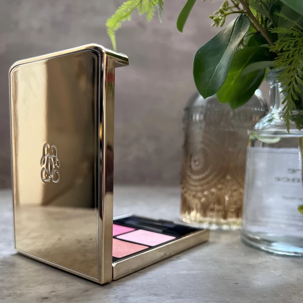 【世界最速先行販売！】ゲランの新アイシャドウ【OMBRES G/オンブルジェ】を紹介します♡_2_2