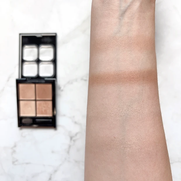 ケイト ポッピングシルエットシャドウ BE-1 シナモンポップのスウォッチ写真